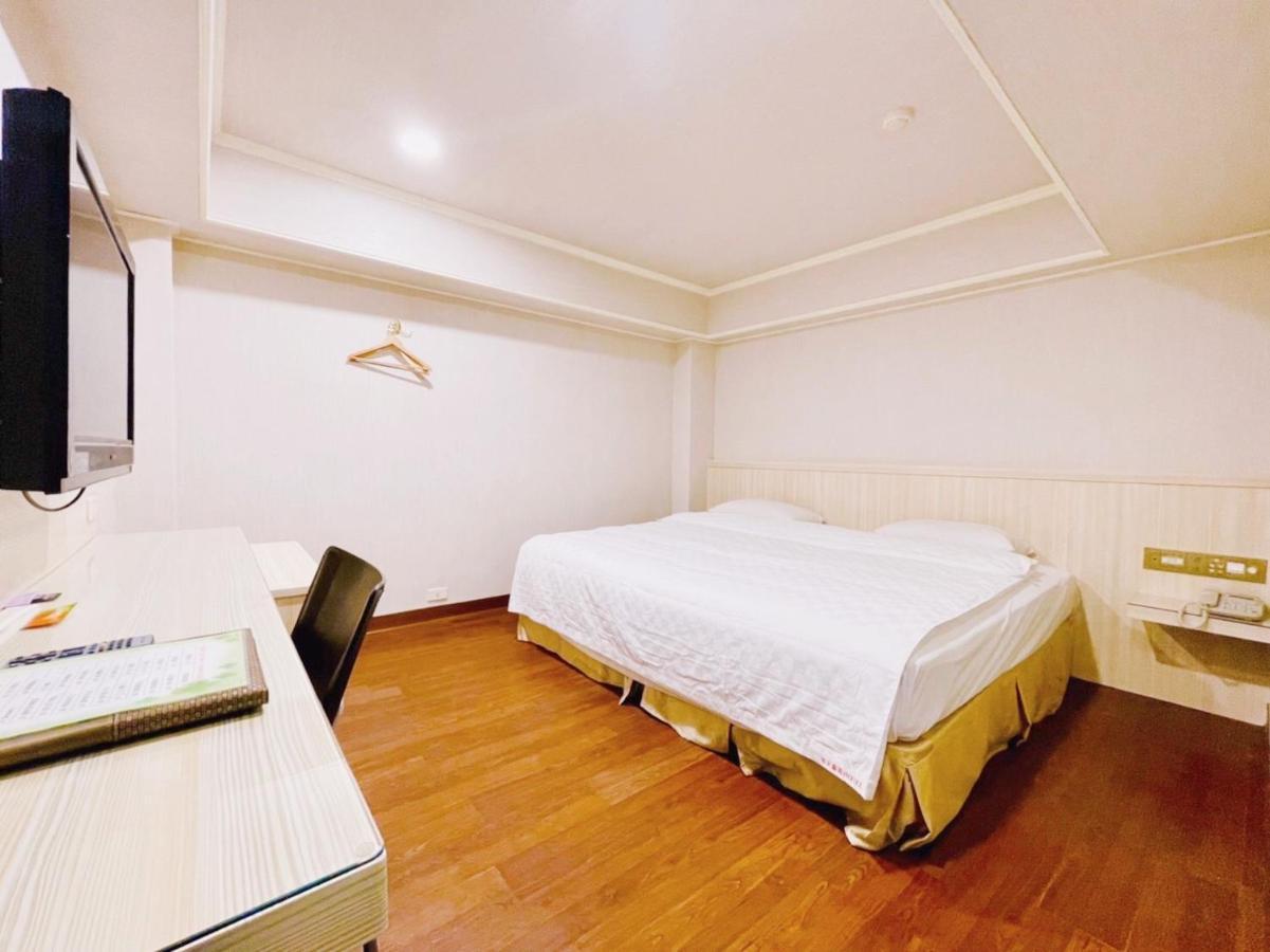 Spring Art Hotel Kaohsiung Exterior photo